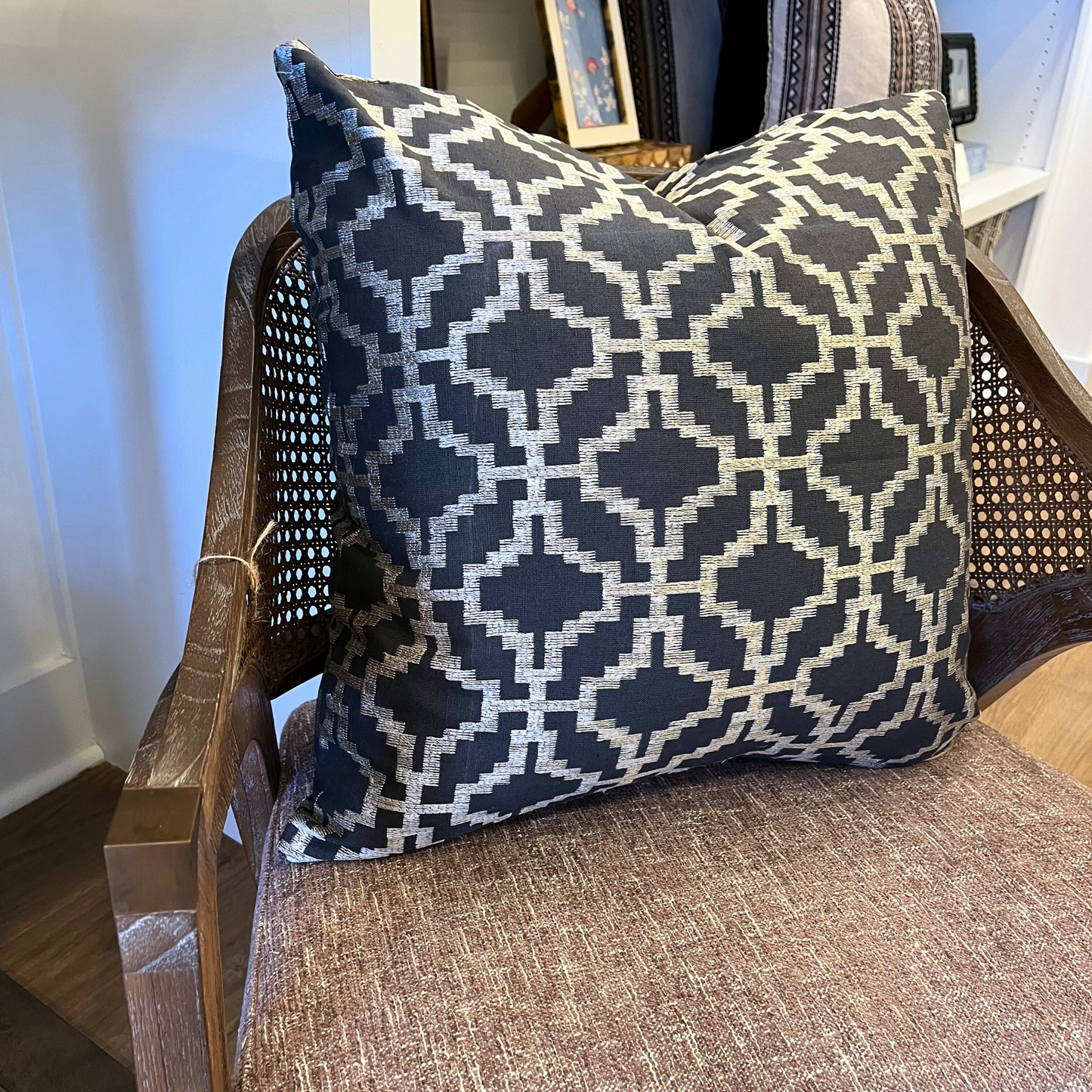 20" x 20" Pillow - Geometric in Oatmeal and Pewter