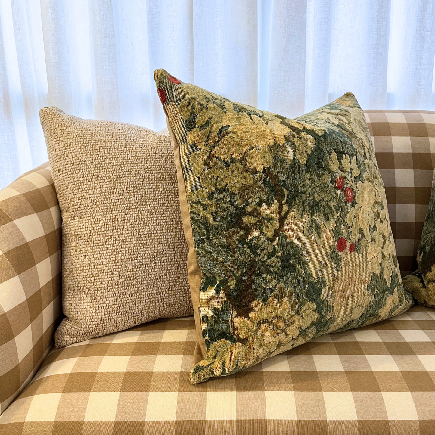 22" x 22" Pillow - Kravet Boucle in Cream and Caramel