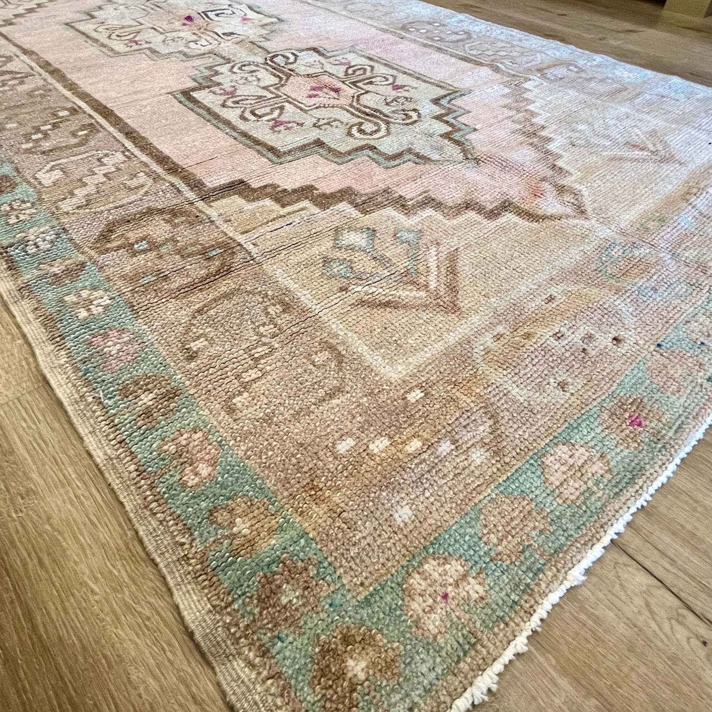 3' x 6' Pink, Blue, and Coffee Vintage Runner